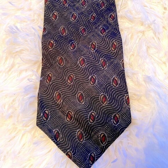 🌷 Calvin Klein🌷 100% Silk Tie - Picture 4 of 5